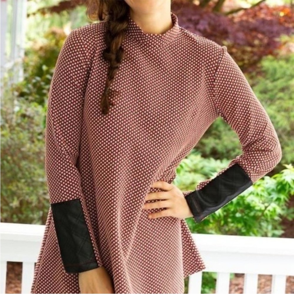 Tyler Boe Crissy Jacquard Mock Neck Tunic Red Black Size Medium